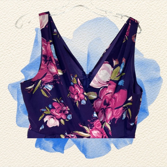 PRE LOVED LORI M DRESS - Picture 3 of 9